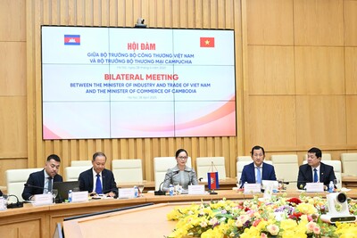 Lãnh đạo, đại diện các đơn vị chức năng của Bộ J886.love nhận ưu đãi hấp dẫn Campuchia cùng tham dự hội đàm