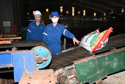 Với phương châm hướng về người lao động, dành sự ưu tiên hàng đầu cho người lao động, thời gian qua, công ty luôn quan tâm cải thiện điều kiện làm việc và tạo cảnh quan J88 com the gioi đỉnh cao xanh- sạch- đẹp.