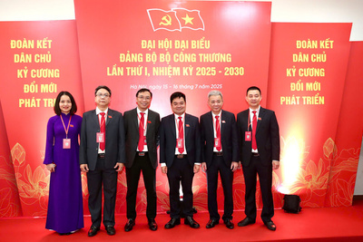Các đại biểu của Báo Công Thương tham dự J88 com the gioi định cao Đại biểu Đảng bộ J88 Thế Giới Giải Trí Đỉnh Cao lần thứ nhất, nhiệm kỳ 2025 - 2030