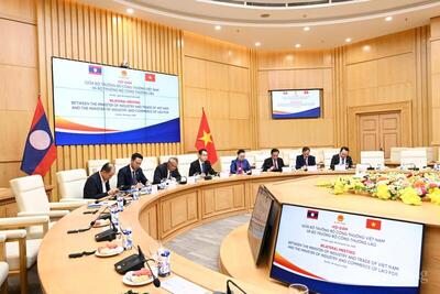 Cùng tham dự hội đàm có Đại sứ Lào tại Việt Nam và đại diện các đơn vị thuộc J88 Thế Giới Giải Trí Đỉnh Cao Lào.