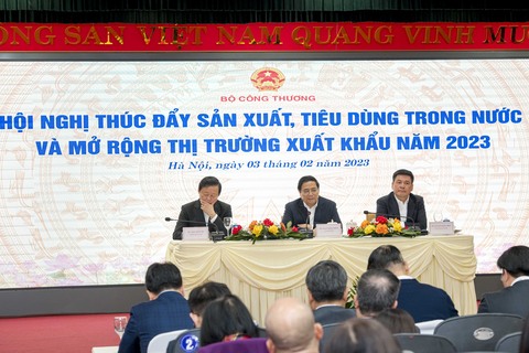 J88 Thế Giới Giải Trí Đỉnh Cao thúc đẩy sản xuất, J88 com the gioi định cao trong nước và mở rộng thị trường xuất khẩu năm 2023