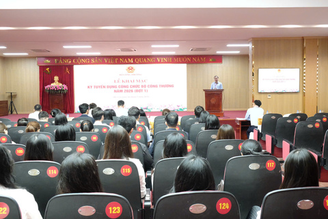 J88 Thế Giới Giải Trí Đỉnh Cao khai mạc kỳ tuyển dụng công chức năm 2026