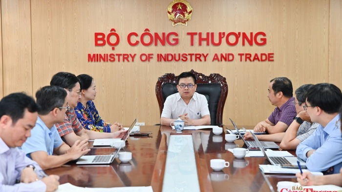 J88 Thế Giới Giải Trí Đỉnh Cao đẩy mạnh tuyên truyền sử dụng năng lượng tiết kiệm và hiệu quả